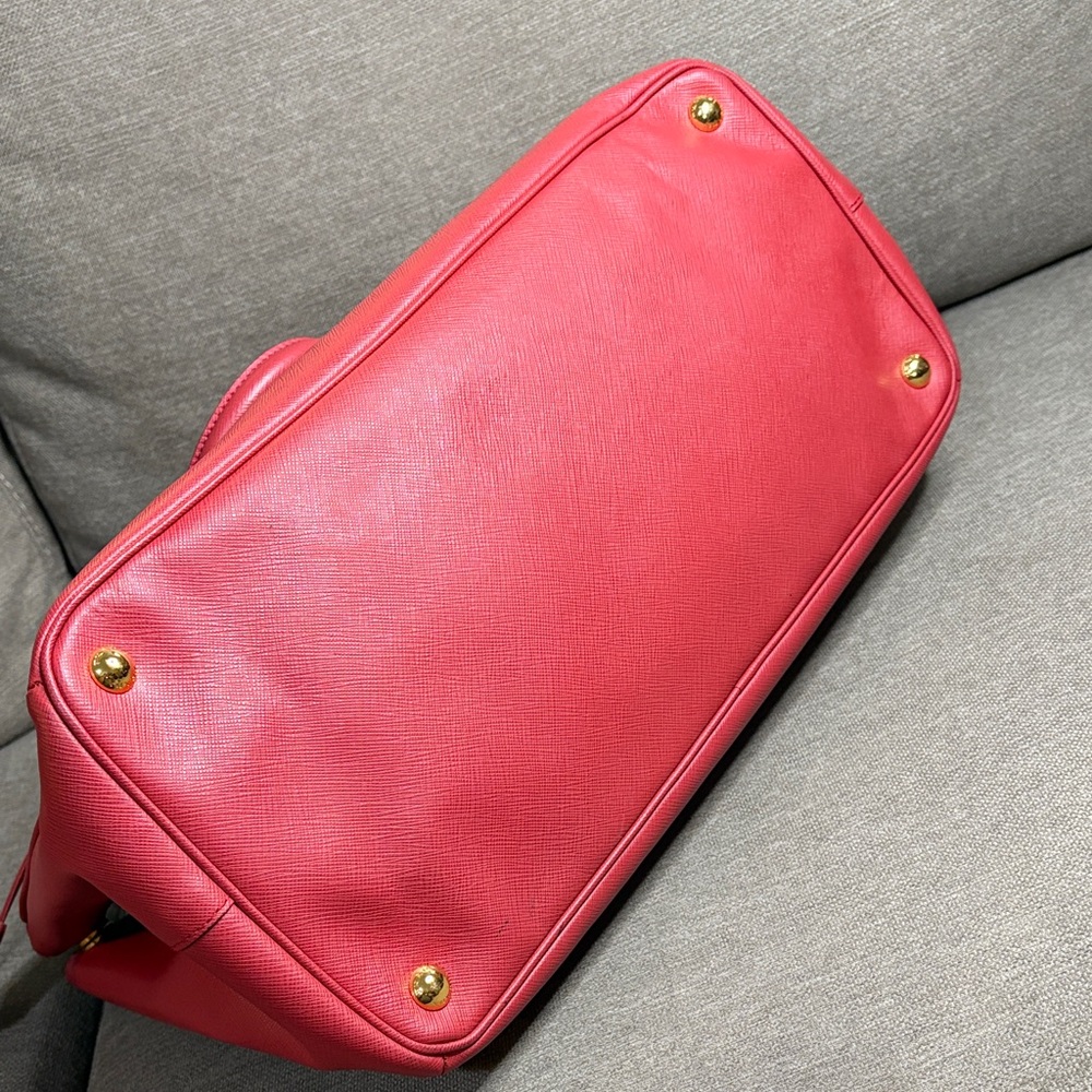 Prada Red Saffiano Lux Leather Tote Bag Authentic Double Handle - Picture 8 of 14